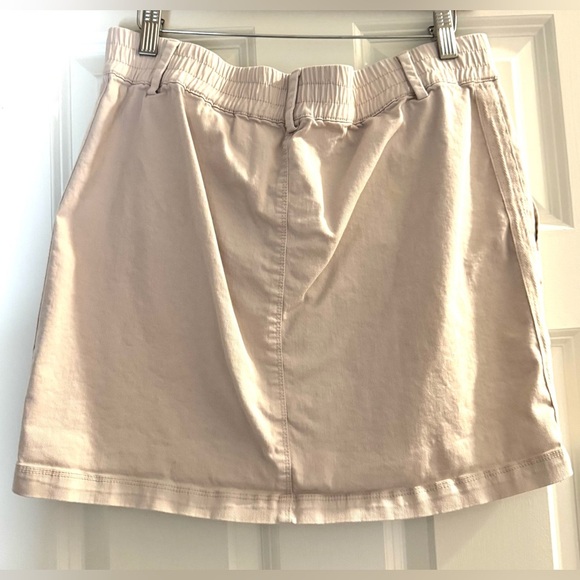 Michael Stars EUC Sz M Monroe Skirt in “Cement” - Picture 4 of 6